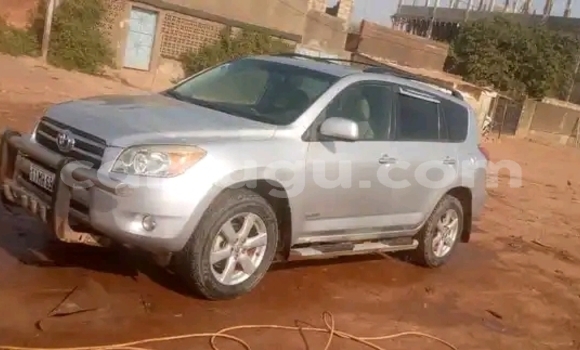 Acheter Occasion Voiture Toyota RAV4 Other à Ouagadougou, Burkina-Faso Acheter Occasion Voiture Toyota RAV4 Other à Ouagadougou, Burkina-Faso