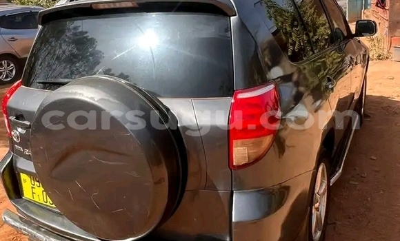Sayi Na hannu Toyota RAV4 Sauran Mota in Ouagadougou a Burkina Faso Sayi Na hannu Toyota RAV4 Sauran Mota in Ouagadougou a Burkina Faso