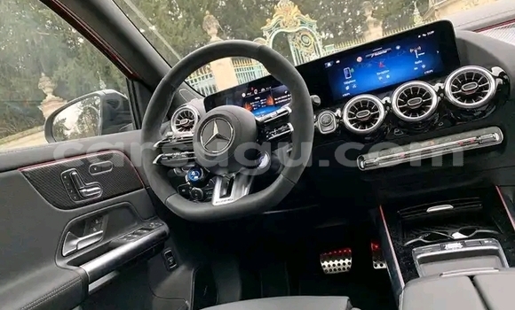 Acheter Occasion Voiture Mercedes-Benz GLA-klasse AMG Rouge à Ouagadougou, Burkina-Faso