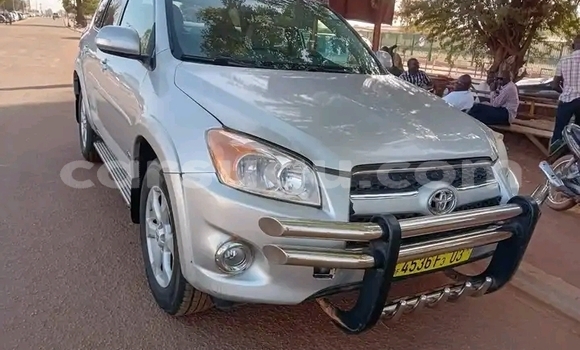 Acheter Occasion Voiture Toyota RAV4 Beige à Ouagadougou, Burkina-Faso Acheter Occasion Voiture Toyota RAV4 Beige à Ouagadougou, Burkina-Faso
