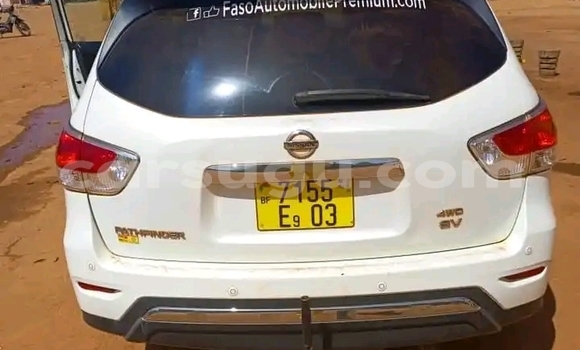 Acheter Occasion Voiture Nissan Pathfinder Blanc à Ouagadougou, Burkina-Faso Acheter Occasion Voiture Nissan Pathfinder Blanc à Ouagadougou, Burkina-Faso