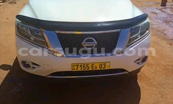 Acheter Occasion Voiture Nissan Pathfinder Blanc à Ouagadougou, Burkina-Faso Acheter Occasion Voiture Nissan Pathfinder Blanc à Ouagadougou, Burkina-Faso