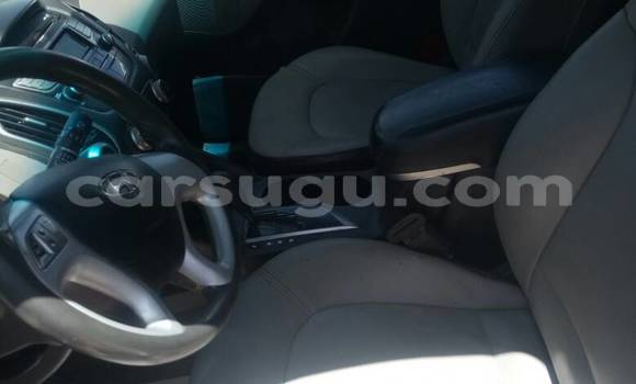 Acheter Occasion Voiture Hyundai ix35 Blanc à Ouagadougou, Burkina-Faso Acheter Occasion Voiture Hyundai ix35 Blanc à Ouagadougou, Burkina-Faso