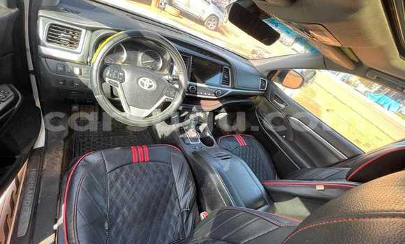 Buy Used Toyota Highlander Black Car in Ouagadougou in Burkina Faso Buy Used Toyota Highlander Black Car in Ouagadougou in Burkina Faso