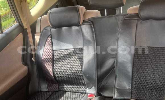 Sayi Na hannu Toyota RAV4 Blue Mota in Ouagadougou a Burkina Faso Sayi Na hannu Toyota RAV4 Blue Mota in Ouagadougou a Burkina Faso