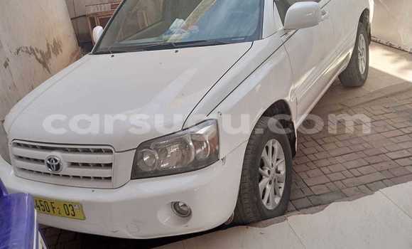 Buy Used Toyota Highlander White Car in Ouagadougou in Burkina Faso Buy Used Toyota Highlander White Car in Ouagadougou in Burkina Faso