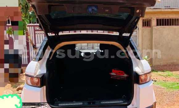 Buy Used Range Rover Range Rover White Car in Ouagadougou in Burkina Faso Buy Used Range Rover Range Rover White Car in Ouagadougou in Burkina Faso