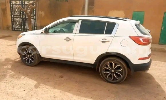 Acheter Occasion Voiture Kia Sportage Blanc à Ouagadougou, Burkina-Faso Acheter Occasion Voiture Kia Sportage Blanc à Ouagadougou, Burkina-Faso