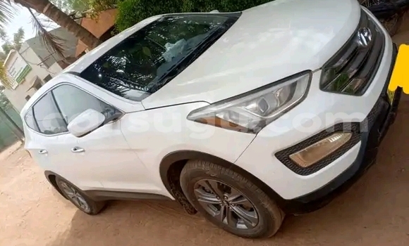 Acheter Occasion Voiture Hyundai Sonata Blanc à Ouagadougou, Burkina-Faso Acheter Occasion Voiture Hyundai Sonata Blanc à Ouagadougou, Burkina-Faso
