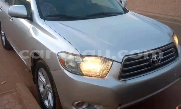 Sayi Na hannu Toyota Highlander Sauran Mota in Ouagadougou a Burkina Faso Sayi Na hannu Toyota Highlander Sauran Mota in Ouagadougou a Burkina Faso
