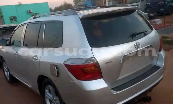 Sayi Na hannu Toyota Highlander Sauran Mota in Ouagadougou a Burkina Faso Sayi Na hannu Toyota Highlander Sauran Mota in Ouagadougou a Burkina Faso
