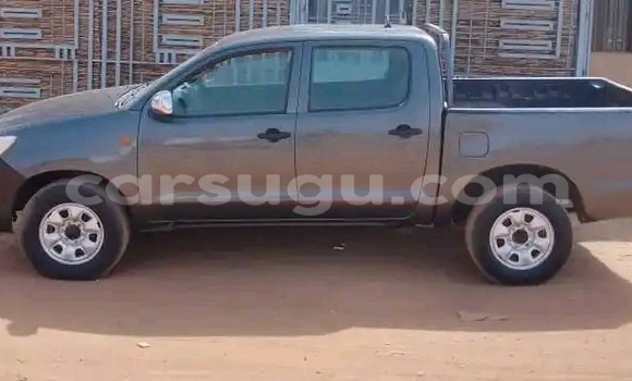 Sayi Na hannu Toyota Hilux Sauran Mota in Ouagadougou a Burkina Faso Sayi Na hannu Toyota Hilux Sauran Mota in Ouagadougou a Burkina Faso