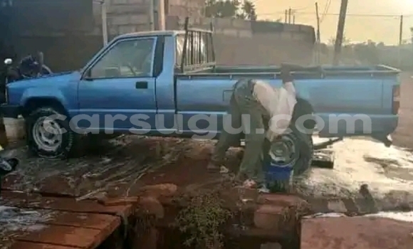 Sayi Na hannu Mitsubishi L200 Sauran Mota in Ouagadougou a Burkina Faso Sayi Na hannu Mitsubishi L200 Sauran Mota in Ouagadougou a Burkina Faso