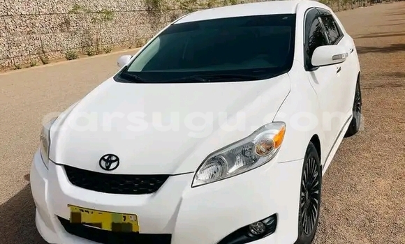 Sayi Na hannu Toyota Matrix White Mota in Ouagadougou a Burkina Faso Sayi Na hannu Toyota Matrix White Mota in Ouagadougou a Burkina Faso