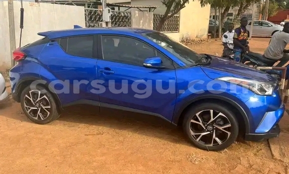 Sayi Na hannu Toyota C-HR Sauran Mota in Ouagadougou a Burkina Faso Sayi Na hannu Toyota C-HR Sauran Mota in Ouagadougou a Burkina Faso