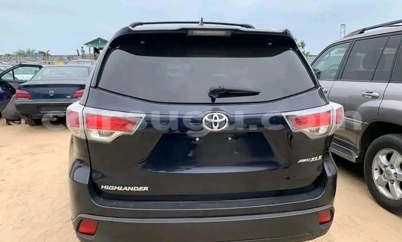 Buy Used Toyota Highlander Other Car in Ouagadougou in Burkina Faso Buy Used Toyota Highlander Other Car in Ouagadougou in Burkina Faso
