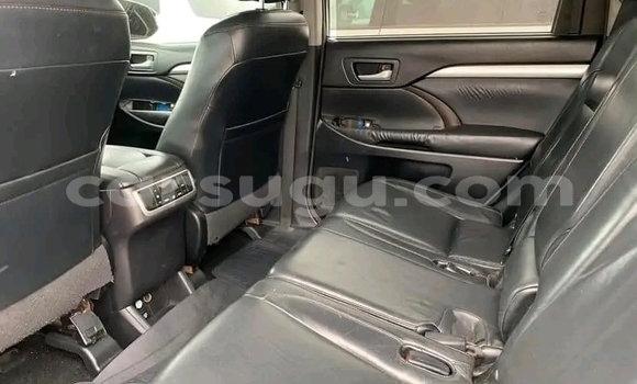 Buy Used Toyota Highlander Other Car in Ouagadougou in Burkina Faso Buy Used Toyota Highlander Other Car in Ouagadougou in Burkina Faso