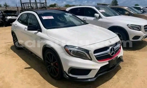 Sayi Na hannu Mercedes-Benz GLA-klasse Sauran Mota in Ouagadougou a Burkina Faso Sayi Na hannu Mercedes-Benz GLA-klasse Sauran Mota in Ouagadougou a Burkina Faso