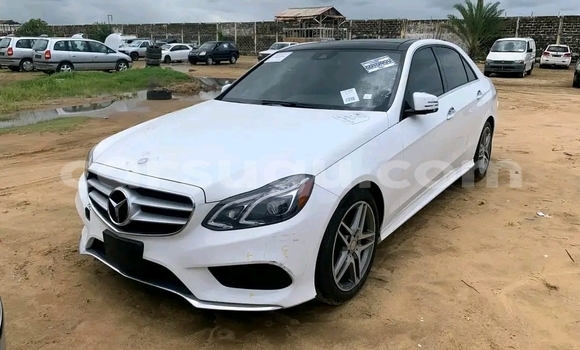 Acheter Occasion Voiture Mercedes-Benz E–Class Autre à Ouagadougou, Burkina-Faso Acheter Occasion Voiture Mercedes-Benz E–Class Autre à Ouagadougou, Burkina-Faso