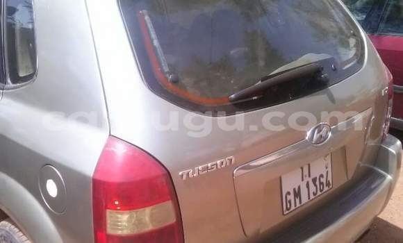 Acheter Occasion Voiture Hyundai Tucson Gris à Ouagadougou, Burkina-Faso Acheter Occasion Voiture Hyundai Tucson Gris à Ouagadougou, Burkina-Faso
