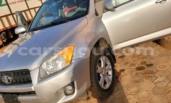 Acheter Occasion Voiture Toyota RAV4 Gris à Ouagadougou, Burkina-Faso Acheter Occasion Voiture Toyota RAV4 Gris à Ouagadougou, Burkina-Faso