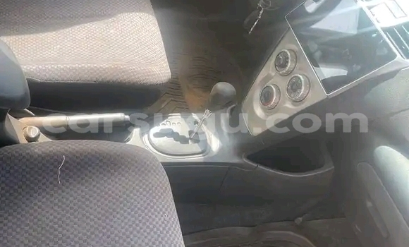 Acheter Occasion Voiture Toyota Yaris Gris à Ouagadougou, Burkina-Faso Acheter Occasion Voiture Toyota Yaris Gris à Ouagadougou, Burkina-Faso