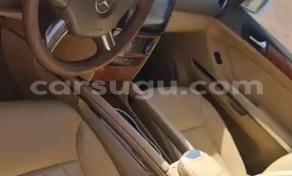 Acheter Occasion Voiture Mercedes-Benz ML–Class Blanc à Ouagadougou, Burkina-Faso Acheter Occasion Voiture Mercedes-Benz ML–Class Blanc à Ouagadougou, Burkina-Faso