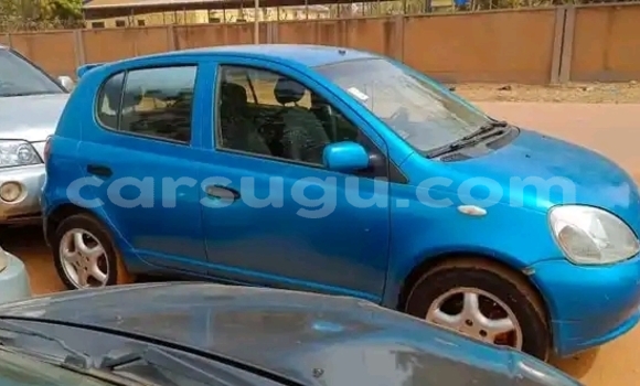 Acheter Occasion Voiture Toyota Yaris Bleu à Ouagadougou, Burkina-Faso Acheter Occasion Voiture Toyota Yaris Bleu à Ouagadougou, Burkina-Faso