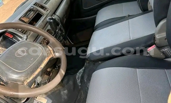 Acheter Occasion Voiture Toyota Hiace Blanc à Ouagadougou, Burkina-Faso Acheter Occasion Voiture Toyota Hiace Blanc à Ouagadougou, Burkina-Faso