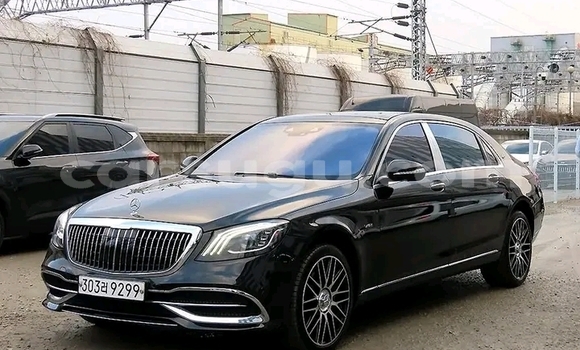Sayi Na hannu Mercedes-Benz S–Class Black Mota in Ouagadougou a Burkina Faso Sayi Na hannu Mercedes-Benz S–Class Black Mota in Ouagadougou a Burkina Faso