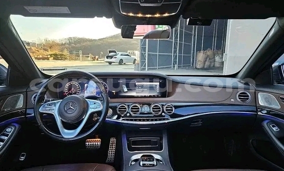 Sayi Na hannu Mercedes-Benz S–Class Other Mota in Ouagadougou a Burkina Faso Sayi Na hannu Mercedes-Benz S–Class Other Mota in Ouagadougou a Burkina Faso