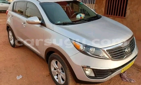 Sayi Na hannu Kia Sportage Azurfa Mota in Ouagadougou a Burkina Faso Sayi Na hannu Kia Sportage Azurfa Mota in Ouagadougou a Burkina Faso