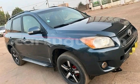 Sayi Na hannu Toyota RAV4 Green Mota in Ouagadougou a Burkina Faso Sayi Na hannu Toyota RAV4 Green Mota in Ouagadougou a Burkina Faso