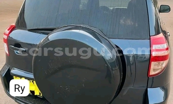 Sayi Na hannu Toyota RAV4 Green Mota in Ouagadougou a Burkina Faso Sayi Na hannu Toyota RAV4 Green Mota in Ouagadougou a Burkina Faso