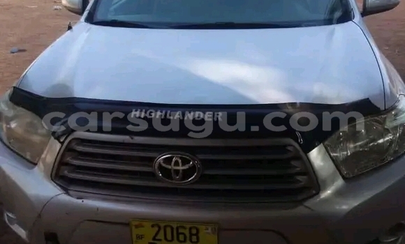 Sayi Na hannu Toyota Highlander Azurfa Mota in Ouagadougou a Burkina Faso Sayi Na hannu Toyota Highlander Azurfa Mota in Ouagadougou a Burkina Faso