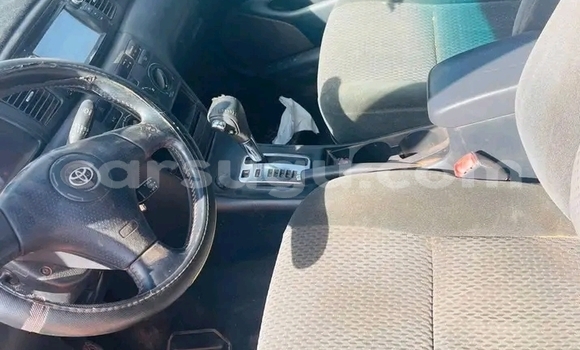 Sayi Na hannu Toyota Corolla Azurfa Mota in Ouagadougou a Burkina Faso Sayi Na hannu Toyota Corolla Azurfa Mota in Ouagadougou a Burkina Faso