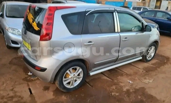 Sayi Na hannu Nissan Note Azurfa Mota in Ouagadougou a Burkina Faso Sayi Na hannu Nissan Note Azurfa Mota in Ouagadougou a Burkina Faso