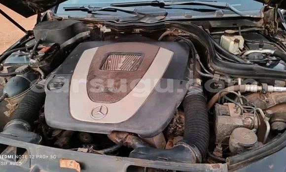 Sayi Na hannu Mercedes-Benz 4Matic Black Mota in Ouagadougou a Burkina Faso Sayi Na hannu Mercedes-Benz 4Matic Black Mota in Ouagadougou a Burkina Faso