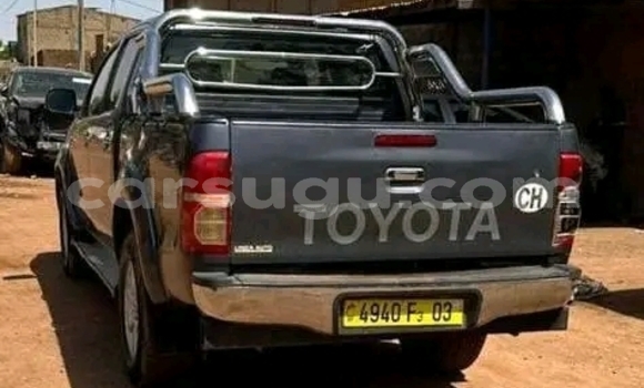 Sayi Na hannu Toyota Hilux Black Mota in Ouagadougou a Burkina Faso Sayi Na hannu Toyota Hilux Black Mota in Ouagadougou a Burkina Faso
