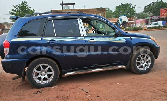 Acheter Occasion Voiture Toyota RAV4 Bleu à Bobo Dioulasso, Burkina-Faso Acheter Occasion Voiture Toyota RAV4 Bleu à Bobo Dioulasso, Burkina-Faso