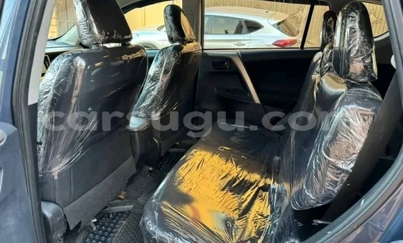 Acheter Occasion Voiture Toyota RAV4 Gris à Ouagadougou, Burkina-Faso Acheter Occasion Voiture Toyota RAV4 Gris à Ouagadougou, Burkina-Faso