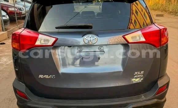 Acheter Occasion Voiture Toyota RAV4 Gris à Ouagadougou, Burkina-Faso Acheter Occasion Voiture Toyota RAV4 Gris à Ouagadougou, Burkina-Faso
