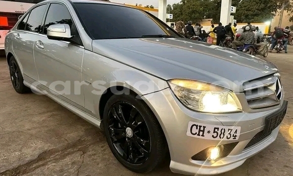 Acheter Occasion Voiture Mercedes-Benz C-klasse Gris à Ouagadougou, Burkina-Faso Acheter Occasion Voiture Mercedes-Benz C-klasse Gris à Ouagadougou, Burkina-Faso