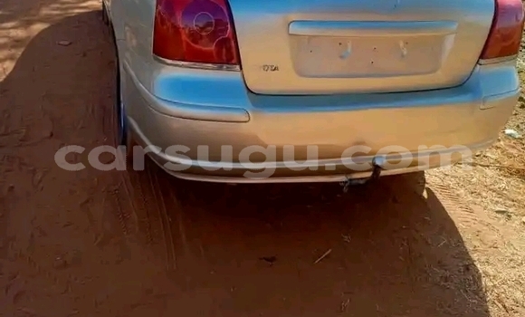 Acheter Occasion Voiture Toyota Avensis Beige à Ouagadougou, Burkina-Faso Acheter Occasion Voiture Toyota Avensis Beige à Ouagadougou, Burkina-Faso