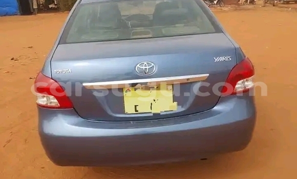 Acheter Occasion Voiture Toyota Yaris Bleu à Ouagadougou, Burkina-Faso Acheter Occasion Voiture Toyota Yaris Bleu à Ouagadougou, Burkina-Faso