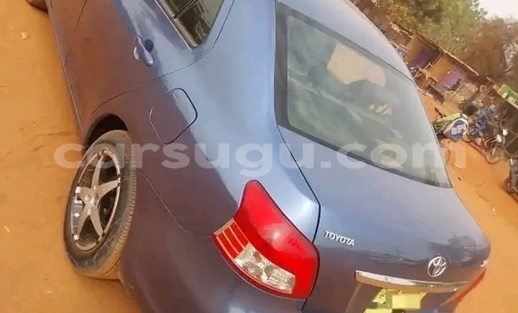 Acheter Occasion Voiture Toyota Yaris Bleu à Ouagadougou, Burkina-Faso Acheter Occasion Voiture Toyota Yaris Bleu à Ouagadougou, Burkina-Faso