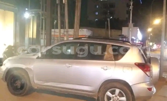 Acheter Occasion Voiture Toyota RAV4 Beige à Ouagadougou, Burkina-Faso Acheter Occasion Voiture Toyota RAV4 Beige à Ouagadougou, Burkina-Faso