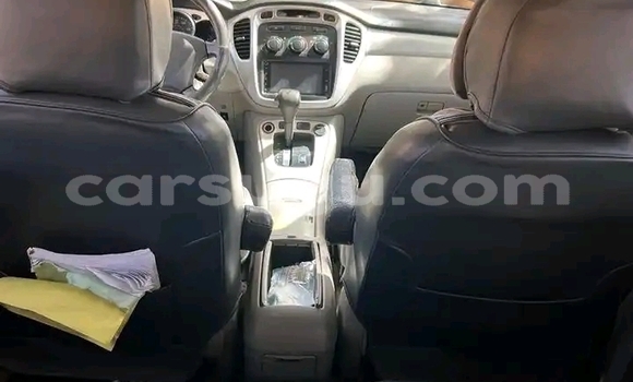 Acheter Occasion Voiture Toyota Highlander Noir à Ouagadougou, Burkina-Faso Acheter Occasion Voiture Toyota Highlander Noir à Ouagadougou, Burkina-Faso