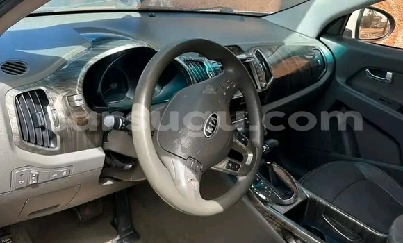Acheter Occasion Voiture Kia Sportage Blanc à Ouagadougou, Burkina-Faso Acheter Occasion Voiture Kia Sportage Blanc à Ouagadougou, Burkina-Faso