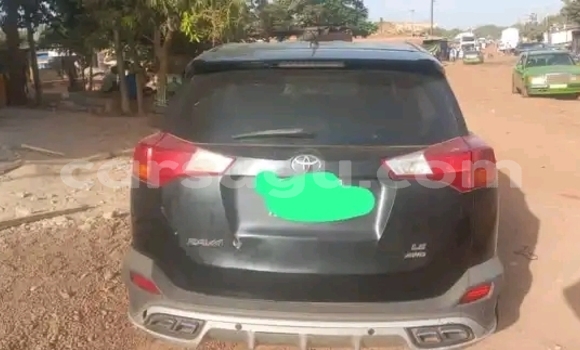 Acheter Occasion Voiture Toyota RAV4 Noir à Ouagadougou, Burkina-Faso Acheter Occasion Voiture Toyota RAV4 Noir à Ouagadougou, Burkina-Faso